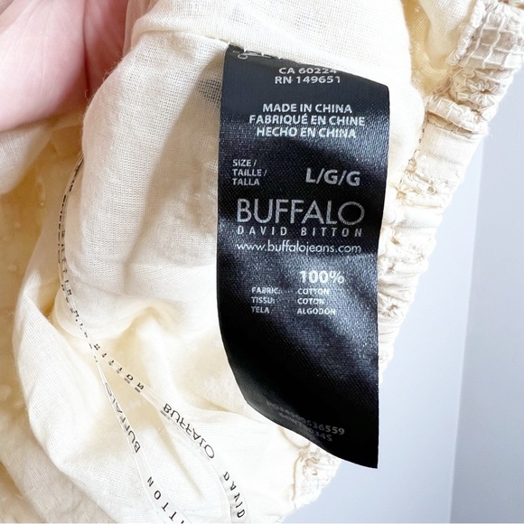 New with Tags Women's Buffalo David Bitton Fig Eyelet Cream Short Sleeve Blouse - Picture 15 of 16